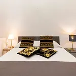 Incentro فندق مبيت وإفطار 3*